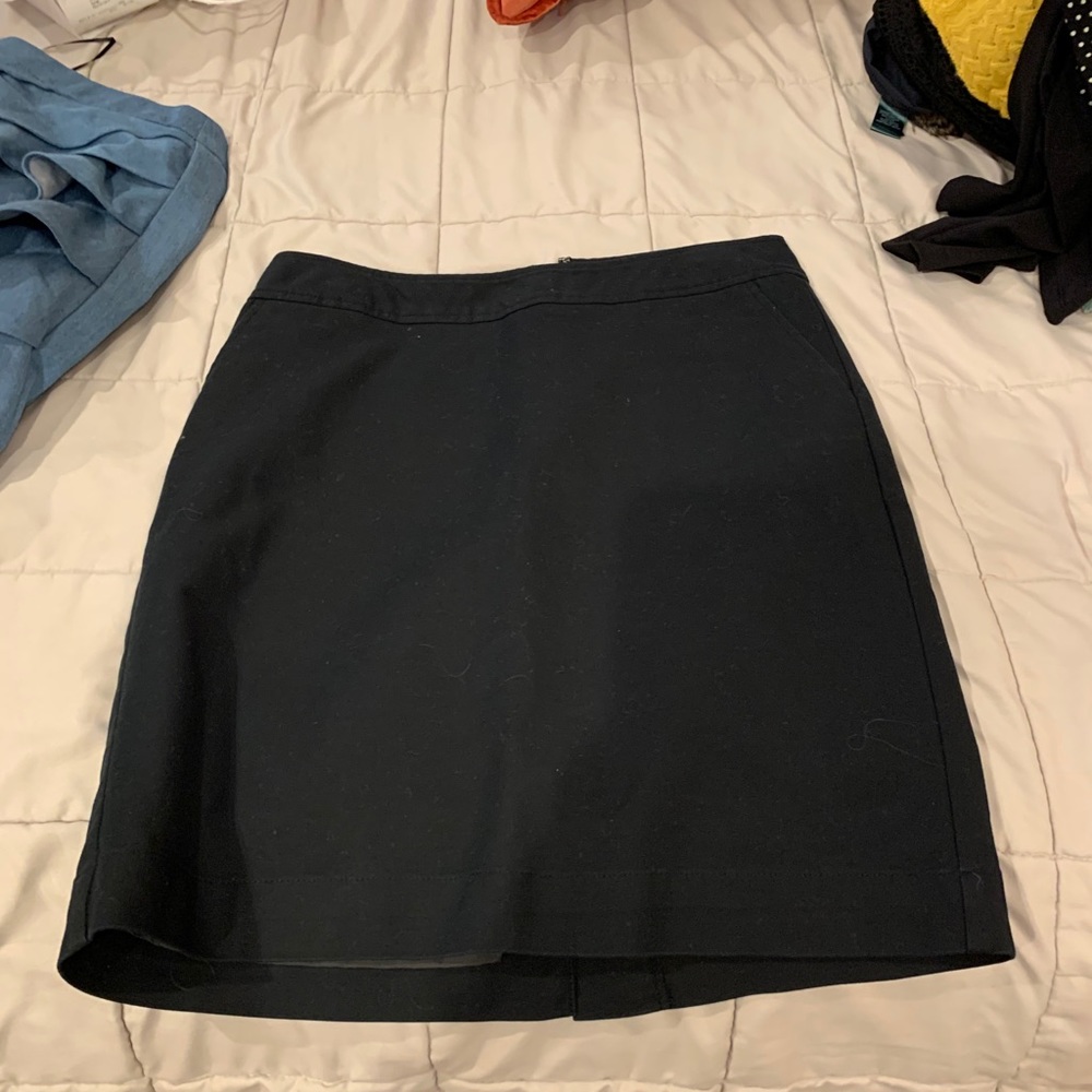 Black straight comfy skirt